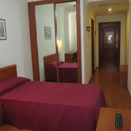 فندق Avenida De Canarias مْبيسينداريو