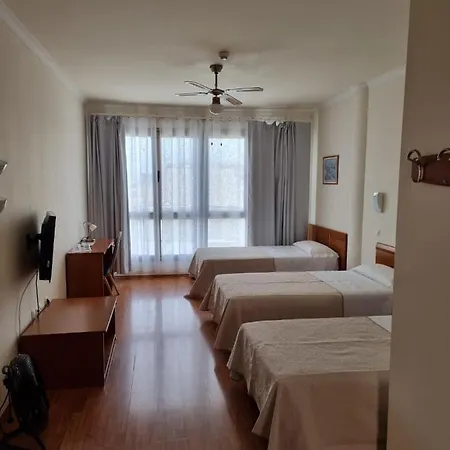 Avenida De Canarias 2* مْبيسينداريو