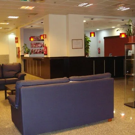 Avenida De Canarias مْبيسينداريو