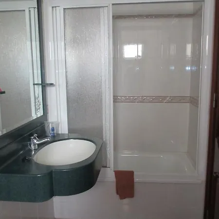 Avenida De Canarias 2* مْبيسينداريو